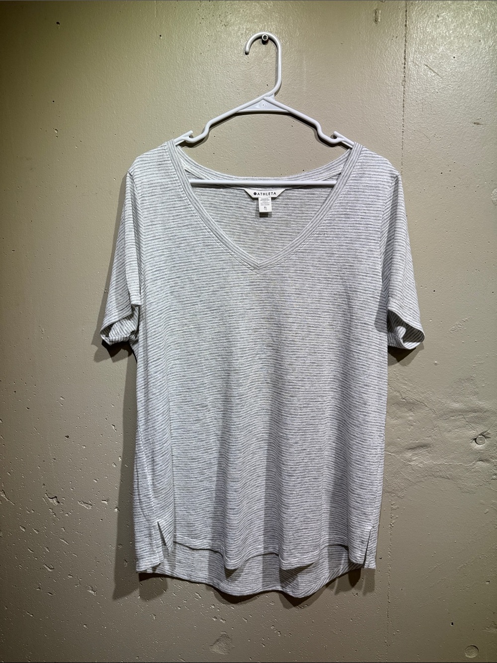 Athleta Light Gray Striped V-Neck Short Sleeve Tee
